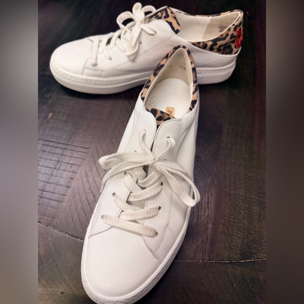 Rare Paul Green White Leather Sneakers with Leopard Accent UK 7 US 9.5 OOH LALA - Picture 1 of 9